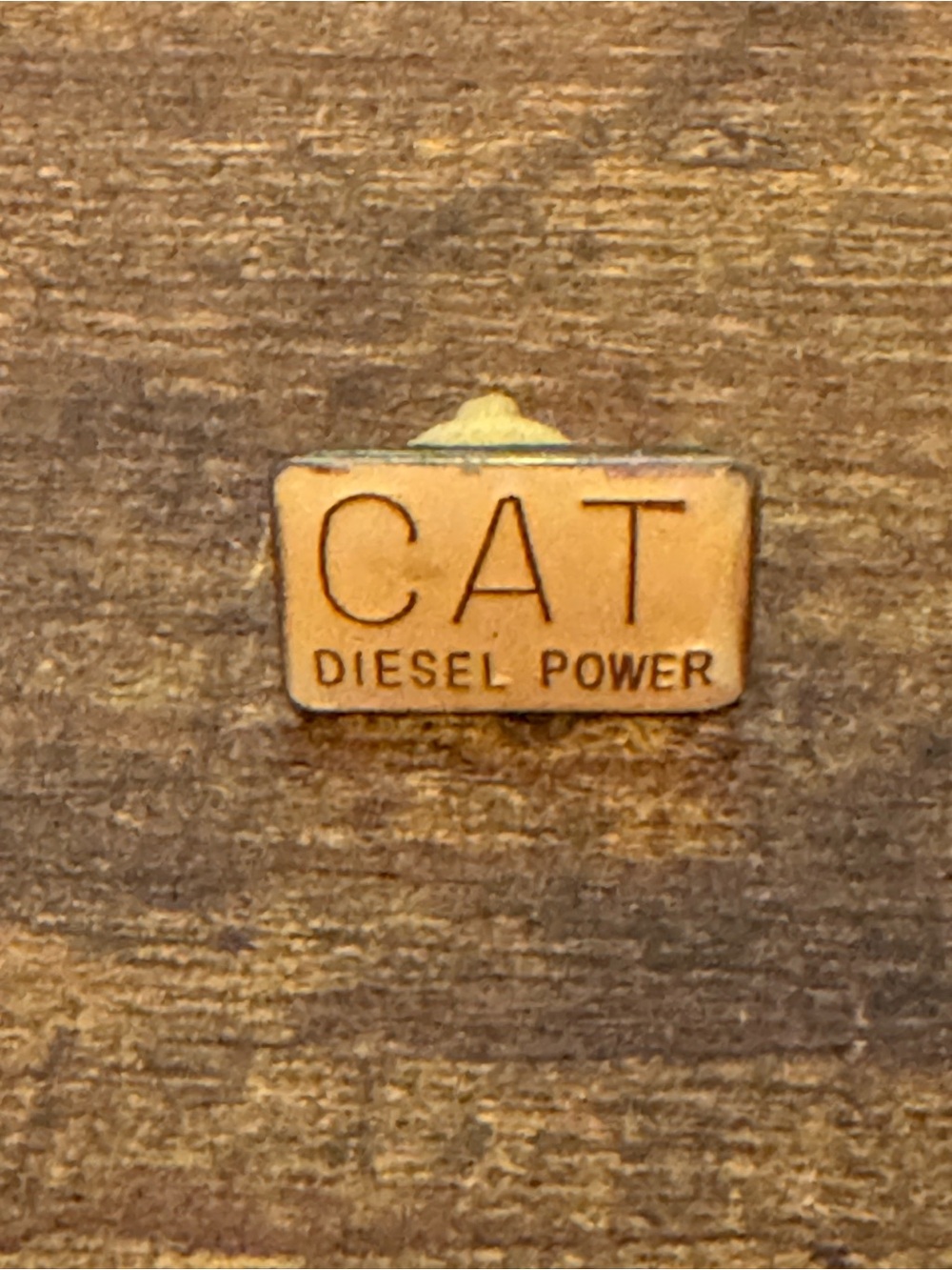 Vintage CAT Diesel Power Caterpillar‎ Tan Hat Lapel Pin Heavy Equipment